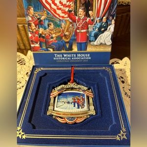 2010 White House Ornament